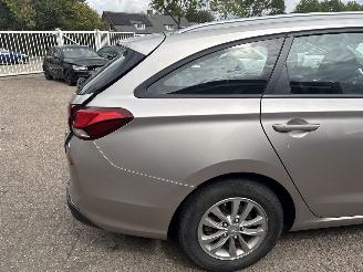 Hyundai I-30 1.0 T-GDI i-Drive REST BPM €1000,-!!! picture 22