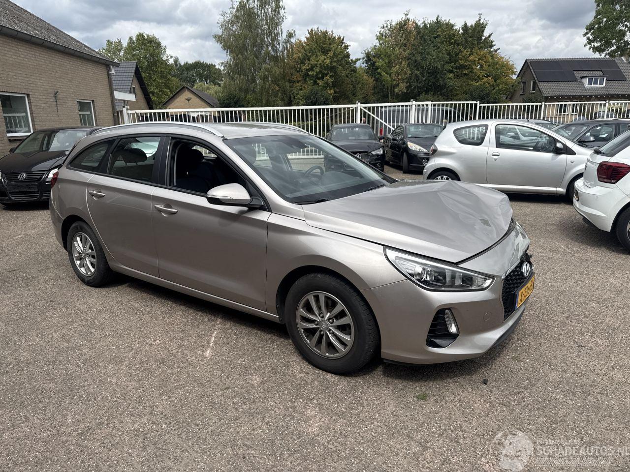 Hyundai I-30 1.0 T-GDI i-Drive REST BPM €1000,-!!!