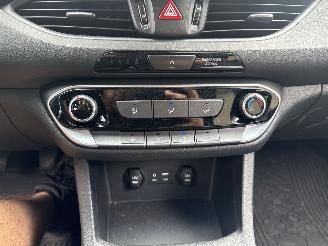 Hyundai I-30 1.0 T-GDI i-Drive REST BPM €1000,-!!! picture 28