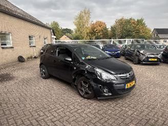 krockskadad bil auto Opel Corsa 1.2 EcoF. Selection 2014/8