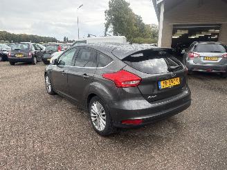 Ford Focus 1.0 Titanium REST BPM €400,-!!! picture 5