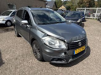 Unfallwagen Suzuki SX4 SX4 S-cross AUT REST BPM €600,-!!! WEINIG KILOMETERS!!! 2015/2