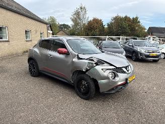 Voiture accidenté Nissan Juke 1.6 Tekna AUT REST BPM €400,-!!! 2017/8
