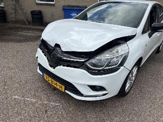Renault Clio 0.9 TCe Limited REST BPM €400,-!!! picture 10
