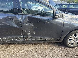 Renault Mégane 1.4 TCe Parisienne picture 10
