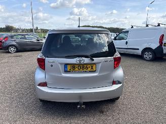 Toyota Verso S 1.3 VVT-i Aspiration AUTOMAAT picture 5