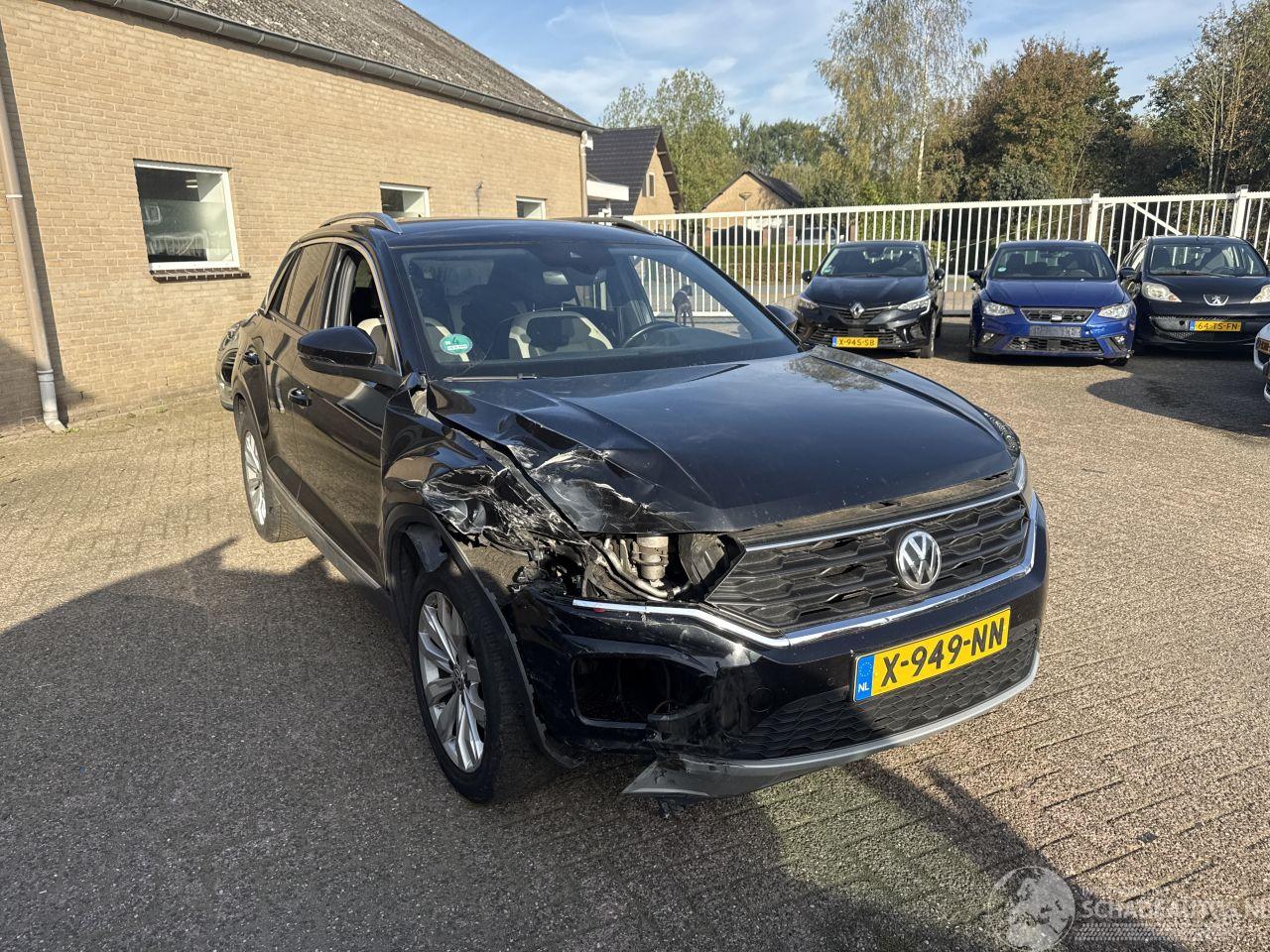 Volkswagen T-Roc 1.5 TSI Sport DSG REST BPM €300,-!!!