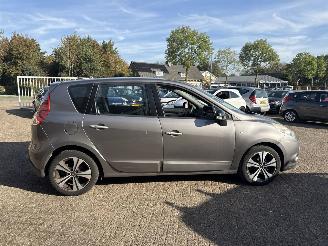 Renault Scenic 2.0 Bose AUTOMAAT REST BPM €400,-!!! picture 8