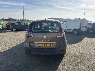 Renault Scenic 2.0 Bose AUTOMAAT REST BPM €400,-!!! picture 6
