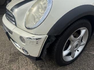 Mini Cooper 1.6 Cooper Pepper AUTOMAAT picture 9