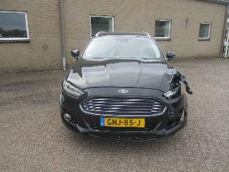 škoda osobní automobily Ford Mondeo 2.0 Vignale AUTOMAAT 2015/11