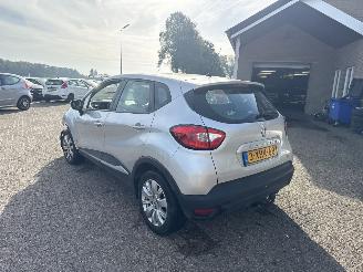 Renault Captur 1.2 TCe Expression picture 5