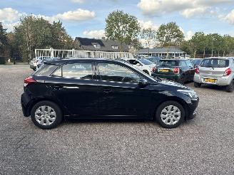 Hyundai I-20 1.0 T-GDI Comfort REST BPM €400,-!!! picture 8