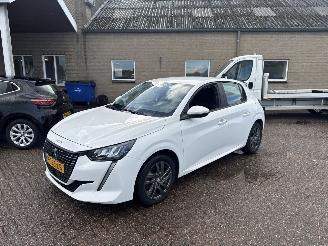 Peugeot 208 1.2 PT Allure Pack AUTOMAAT REST BPM €1400,-!!! picture 3