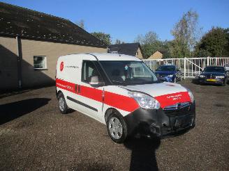 Damaged car Opel Combo 1.3 CDTi L1H1 Edit. 2018/5