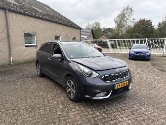 Voiture accidenté Kia Niro 1.6 GDi H. BusinessL AUT REST BPM €300,-!!! 2018/11