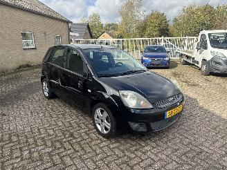 Coche accidentado Ford Fiesta 1.3-8V Futura XL 2008/2