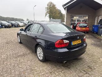 BMW 3-serie 318i Dynamic Exec. picture 5