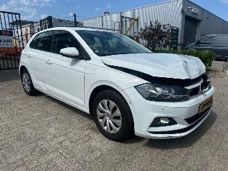  Volkswagen Polo 1.0 TSI Comfortline Business 2019/8