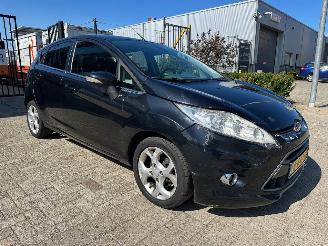 krockskadad bil auto Ford Fiesta 1.25 Trend 2009/6