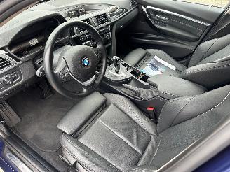 BMW 3-serie 318i Luxury Edition picture 7