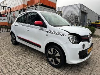 krockskadad bil auto Renault Twingo 1.0 SCe Collection 2019/3