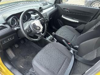 Suzuki Swift 1.2 Comfort Smart Hybrid picture 8