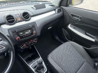 Suzuki Swift 1.2 Comfort Smart Hybrid picture 11
