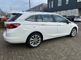 Opel Astra 1.6 CDTI Edition ST picture 6