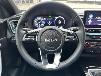 Kia Ceed 1.0 T-GDi Design Edition picture 10