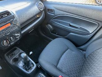 Mitsubishi Space-star 1.0 Cool+ picture 13