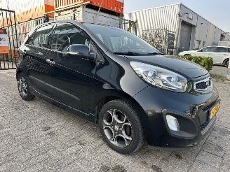 Avarii autoturisme Kia Picanto 1.0 CVVT Design Edition 2013/5