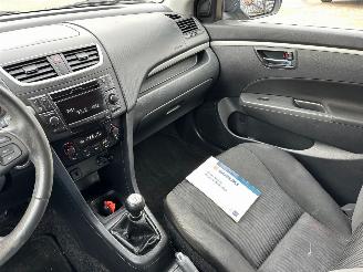 Suzuki Swift 1.2 Exclusive EASSS picture 10