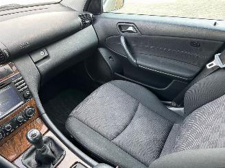 Mercedes C-klasse 230 K. Classic picture 13