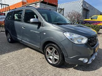 Damaged car Dacia Lodgy 1.2 TCe Série Limitée Stepway 5p. 2018/4