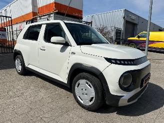 Vaurioauto  passenger cars Hyundai Inster E-Motion 42 kWh 327km range 2025/2