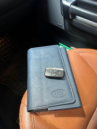 Land Rover Discovery 3.0 SDV6 Landmark picture 13