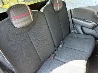 Peugeot 108 1.0 e-VTi Première picture 15