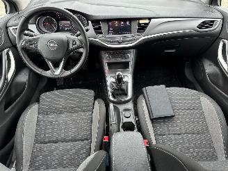 Opel Astra ST 1.2 Edition picture 16