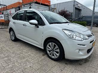 krockskadad bil auto Citroën C3 1.2 PureTech Collection 2015/10