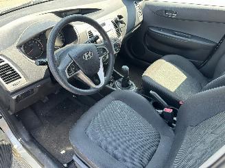 Hyundai I-20 1.4i DynamicVersion picture 7