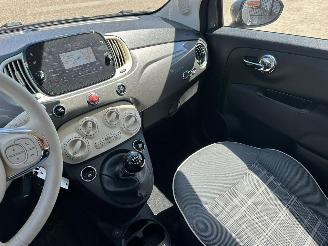 Fiat 500 1.0 Hybrid Lounge picture 11