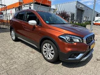 uszkodzony samochody osobowe Suzuki SX4 1.0 Automaat Boosterjet Exclusive 2017/12
