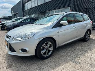 Ford Focus Wagon 1.0 EcoBoost Edition picture 3