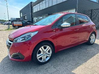 Peugeot 208 1.2 PureTech Active picture 3