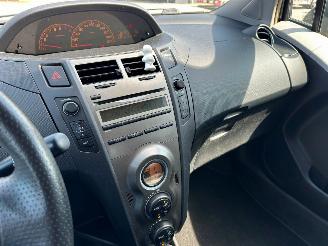 Toyota Yaris 1.3 VVTi Aspiration picture 11