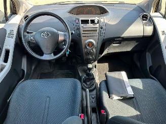 Toyota Yaris 1.3 VVTi Aspiration picture 16