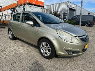 krockskadad bil auto Opel Corsa 1.4-16V Enjoy NAP 2008/8