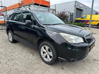 skadebil auto Subaru Forester 2.0 Luxury Automaat 2014/9
