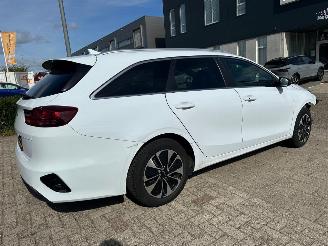 Kia Ceed 1.0 T-GDi Design Edition picture 7